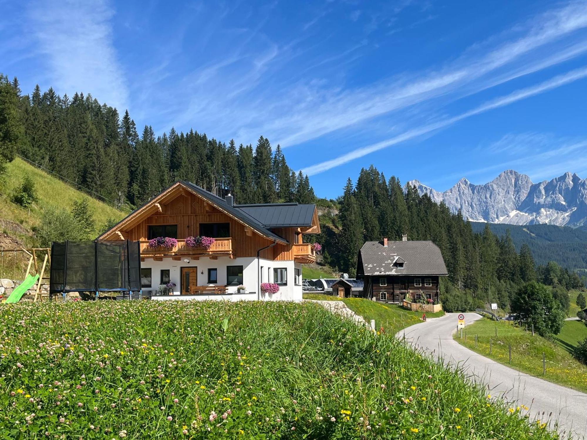 Haus Tennstein Apartamento